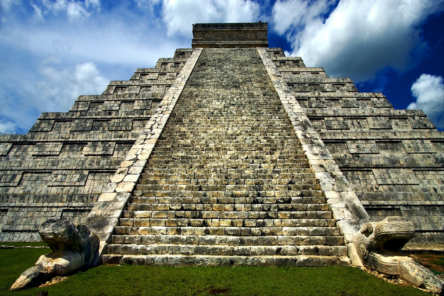 A photograph showing the stairs of the pyramid of El Castillo at Chichen Itza that lead towards its summit. Shutterstock.