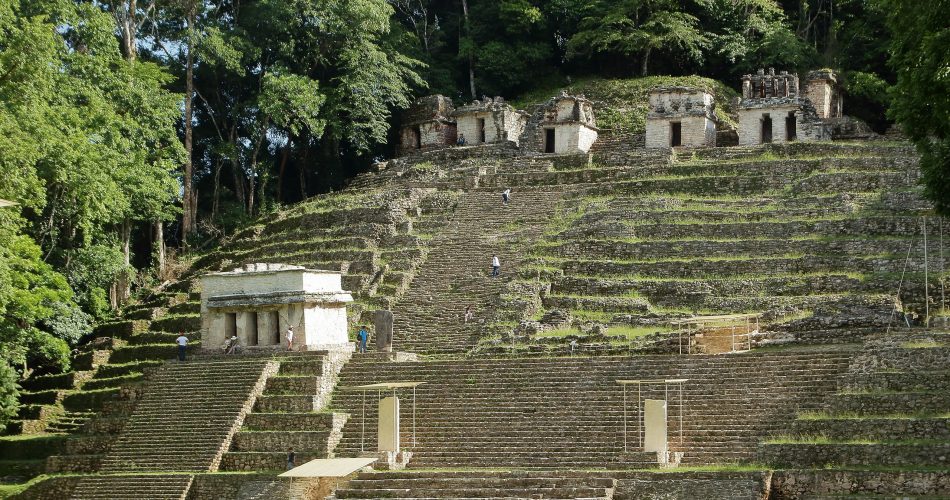 The Pyramid temple of Bonampak. Wikimedia Commons.